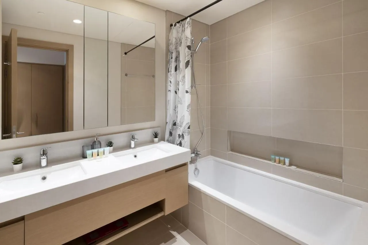 דובאי Elegant 2 Bedroom Luxury Living In Harbour Gate - Allsopp&Allsopp דירה