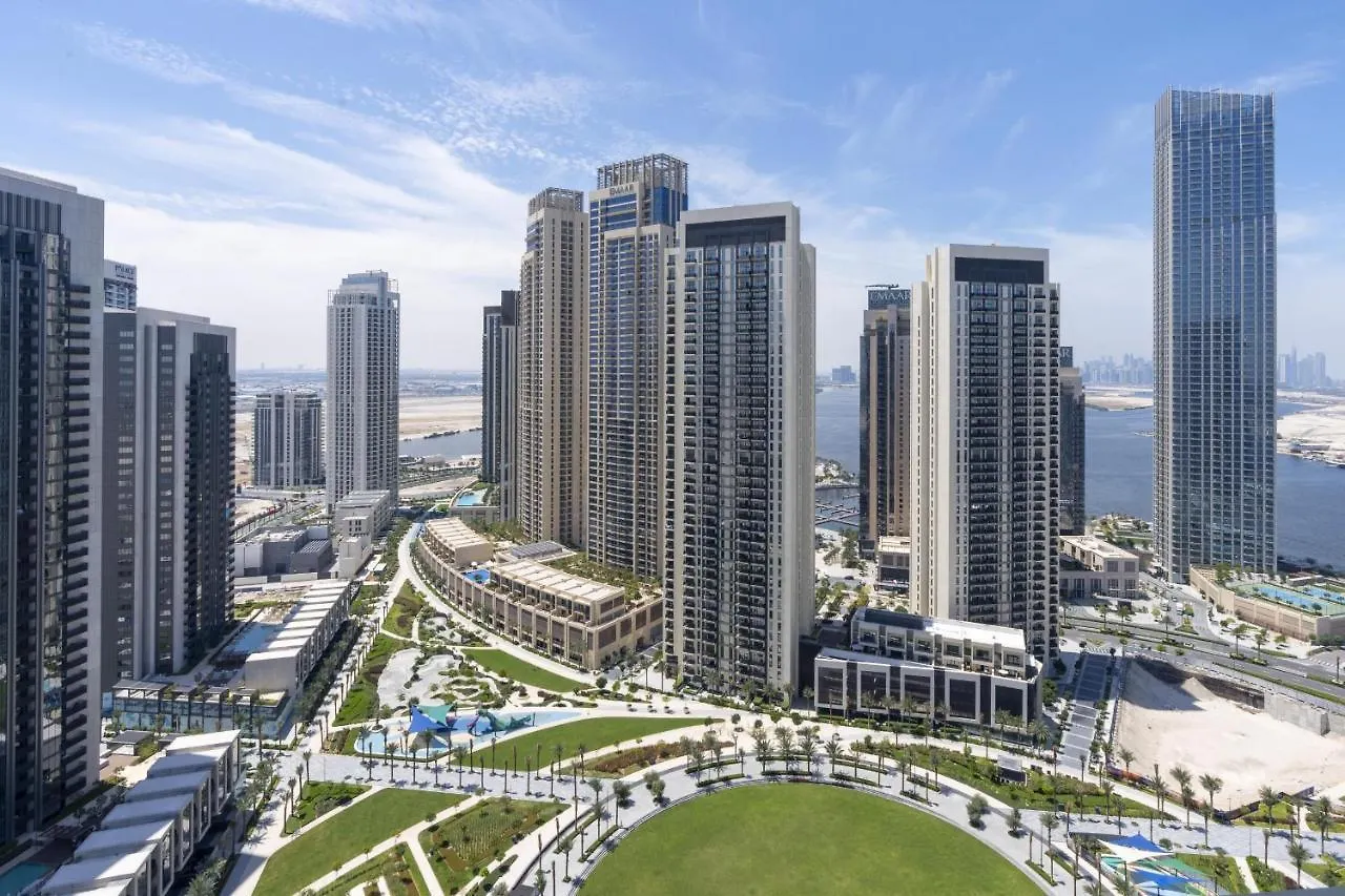 Elegant 2 Bedroom Luxury Living In Harbour Gate - Allsopp&Allsopp Dubaj Apartmán